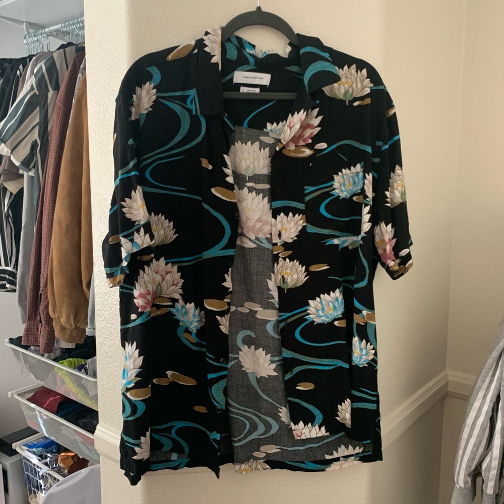 Urban Outfitters Short Sleeve Button Down Shirt